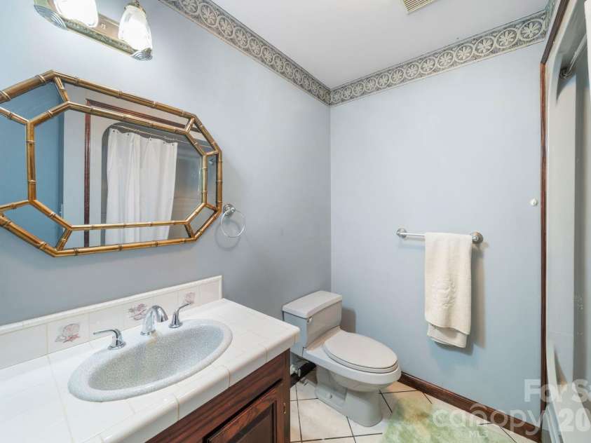 6650 Dellwood Drive, Kannapolis, NC 28081.  MLS# CAR4332230, YatesRealty ID 3478. 