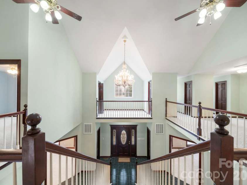 6650 Dellwood Drive, Kannapolis, NC 28081.  MLS# CAR4332230, YatesRealty ID 3478. 