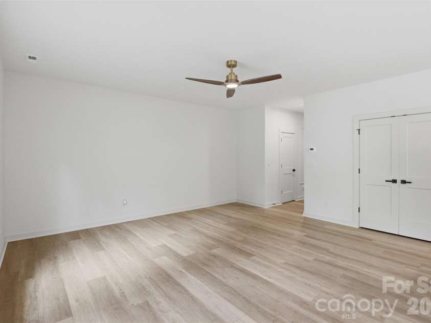 9472 Caddell Road, Fort Mill, SC 29707.  MLS# CAR4389015, YatesRealty ID 34780. 