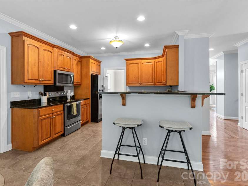 5649 Old Town Lane, Gastonia, NC 28056.  MLS# CAR4392469, YatesRealty ID 34781. 