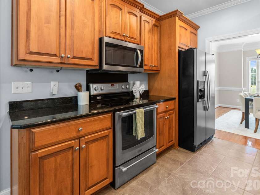 5649 Old Town Lane, Gastonia, NC 28056.  MLS# CAR4392469, YatesRealty ID 34781. 