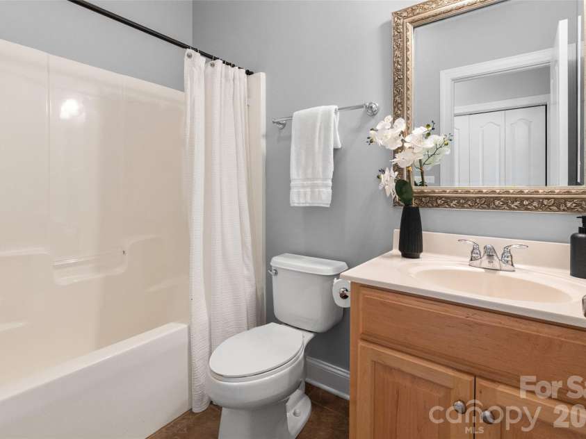 5649 Old Town Lane, Gastonia, NC 28056.  MLS# CAR4392469, YatesRealty ID 34781. 