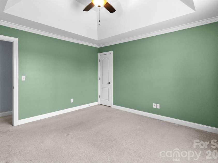 5649 Old Town Lane, Gastonia, NC 28056.  MLS# CAR4392469, YatesRealty ID 34781. 