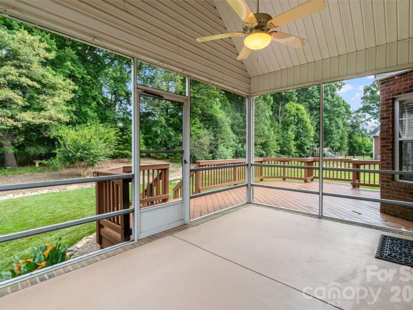 5649 Old Town Lane, Gastonia, NC 28056.  MLS# CAR4392469, YatesRealty ID 34781. 