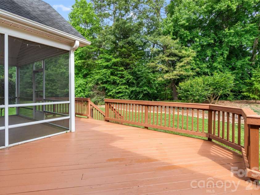5649 Old Town Lane, Gastonia, NC 28056.  MLS# CAR4392469, YatesRealty ID 34781. 