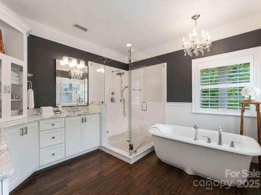 239 Kimberly Road, Davidson, NC 28036.  MLS# CAR4288776, YatesRealty ID 34782. Spa like primary bath