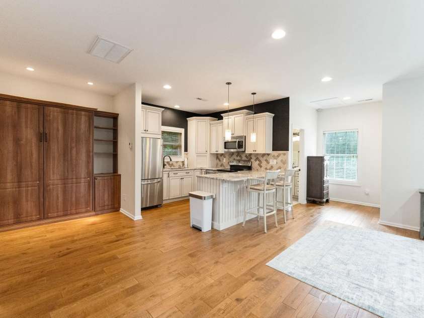 239 Kimberly Road, Davidson, NC 28036.  MLS# CAR4288776, YatesRealty ID 34782. Well equipped apartment with Murphy bed