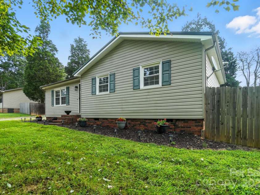 1751 Buffalo Shoals Road, Statesville, NC 28677.  MLS# CAR4293202, YatesRealty ID 34783. 