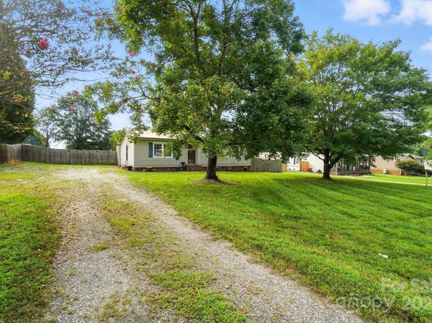 1751 Buffalo Shoals Road, Statesville, NC 28677.  MLS# CAR4293202, YatesRealty ID 34783. 