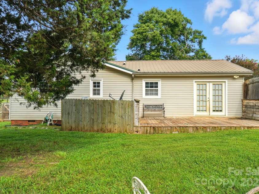 1751 Buffalo Shoals Road, Statesville, NC 28677.  MLS# CAR4293202, YatesRealty ID 34783. 
