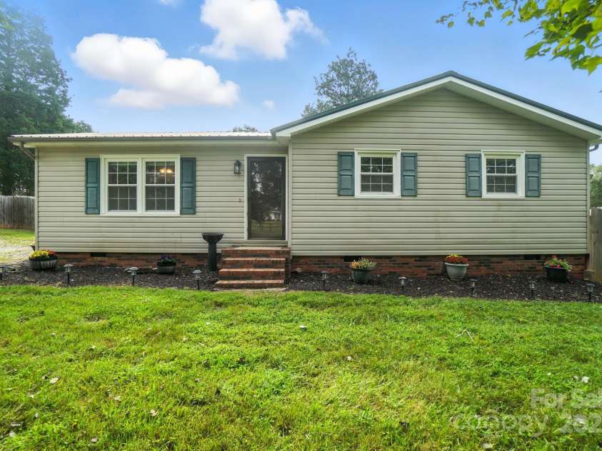 1751 Buffalo Shoals Road, Statesville, NC 28677.  MLS# CAR4293202, YatesRealty ID 34783. 