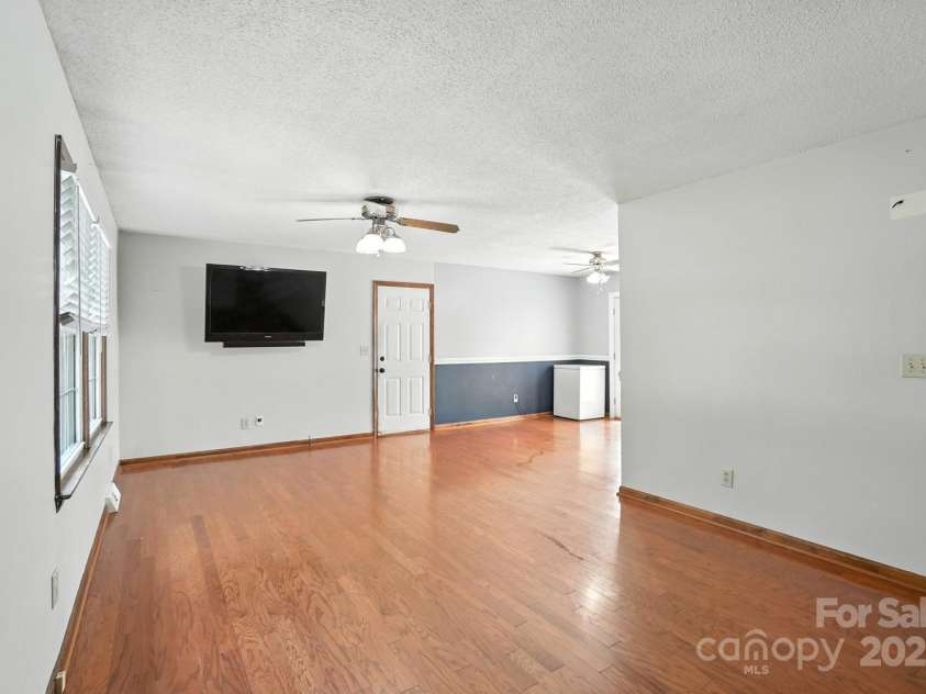 1751 Buffalo Shoals Road, Statesville, NC 28677.  MLS# CAR4293202, YatesRealty ID 34783. 
