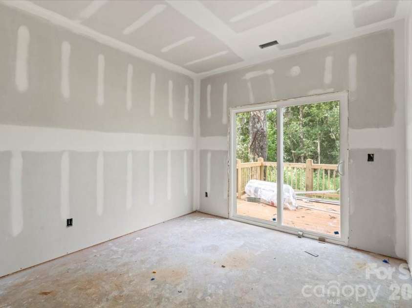 207 Knot Street, Shelby, NC 28150.  MLS# CAR4352840, YatesRealty ID 34783. Dining area: Under-Construction