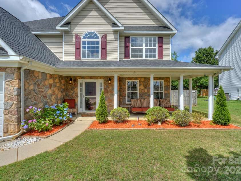 166 Glenn Allen Road, Mooresville, NC 28115.  MLS# CAR4263759, YatesRealty ID 34785. 
