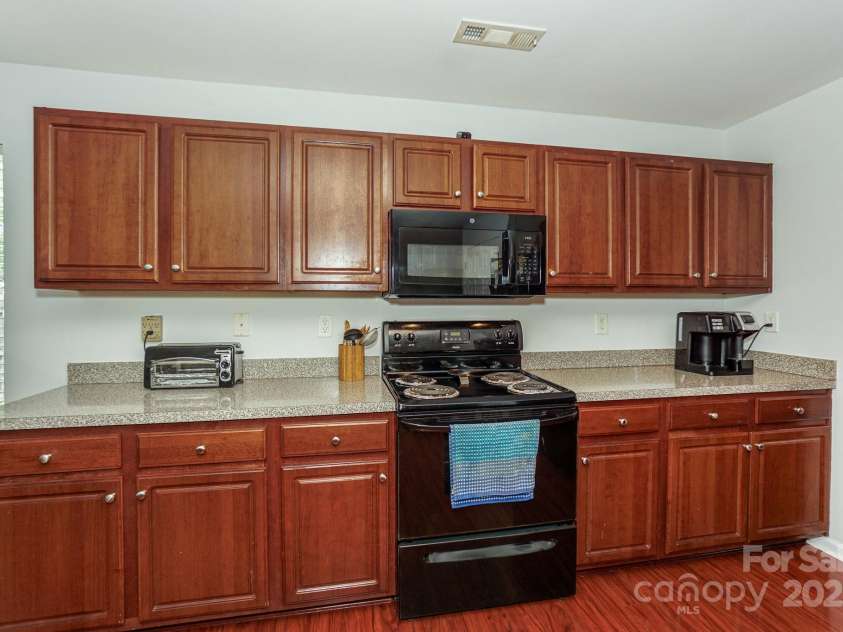 166 Glenn Allen Road, Mooresville, NC 28115.  MLS# CAR4263759, YatesRealty ID 34785. 