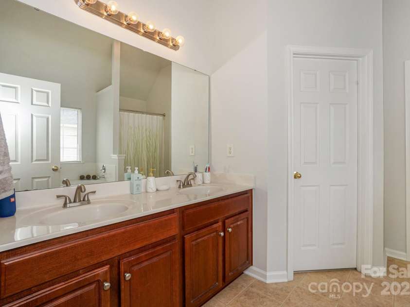 166 Glenn Allen Road, Mooresville, NC 28115.  MLS# CAR4263759, YatesRealty ID 34785. 