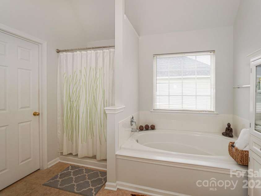 166 Glenn Allen Road, Mooresville, NC 28115.  MLS# CAR4263759, YatesRealty ID 34785. 