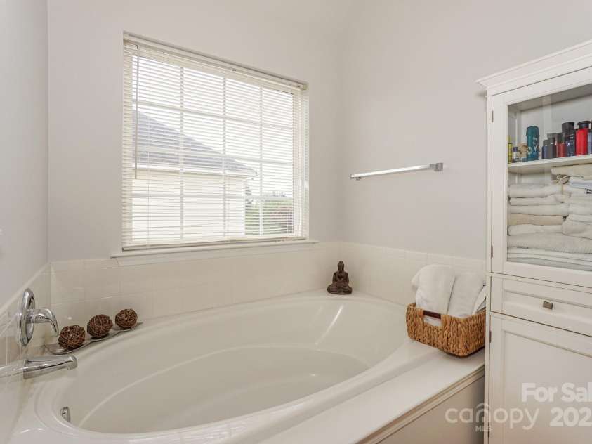 166 Glenn Allen Road, Mooresville, NC 28115.  MLS# CAR4263759, YatesRealty ID 34785. 