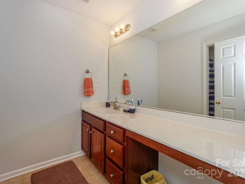 166 Glenn Allen Road, Mooresville, NC 28115.  MLS# CAR4263759, YatesRealty ID 34785. 