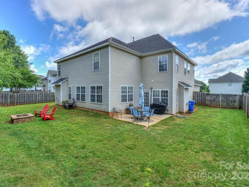 166 Glenn Allen Road, Mooresville, NC 28115.  MLS# CAR4263759, YatesRealty ID 34785. 