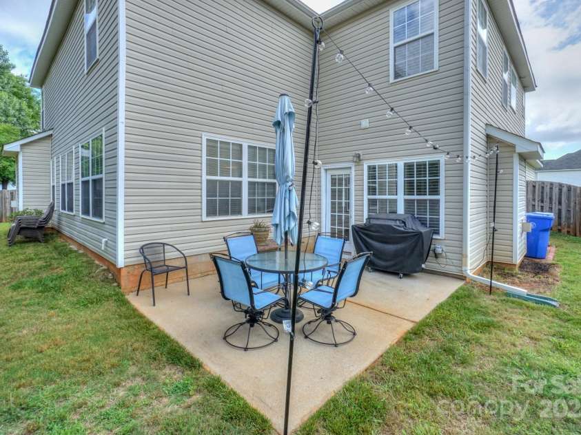 166 Glenn Allen Road, Mooresville, NC 28115.  MLS# CAR4263759, YatesRealty ID 34785. 