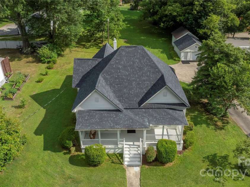 619 Oak Street, Mooresville, NC 28115.  MLS# CAR4274443, YatesRealty ID 34787. 