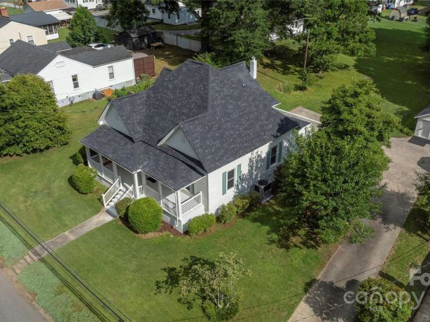 619 Oak Street, Mooresville, NC 28115.  MLS# CAR4274443, YatesRealty ID 34787. 