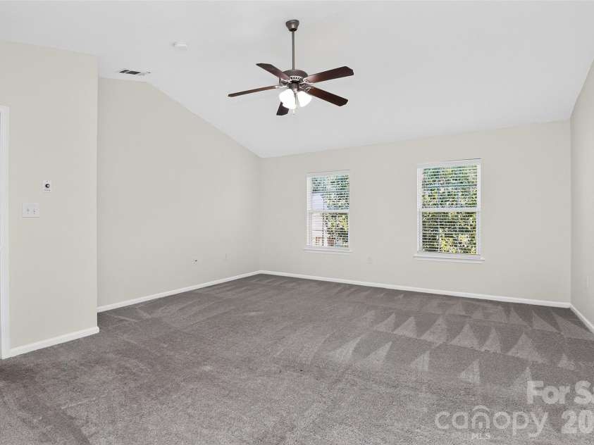 2043 Grimley Lane, Fort Mill, SC 29707.  MLS# CAR4397584, YatesRealty ID 34788. Primary bedroom