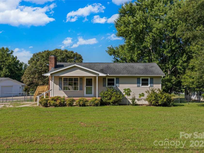 2058 Bethlehem Road, Kings Mountain, NC 28086.  MLS# CAR4284764, YatesRealty ID 34788. 