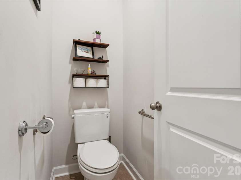 3850 Longmore Lane, Kannapolis, NC 28081.  MLS# CAR4394364, YatesRealty ID 34789. Private water closet
