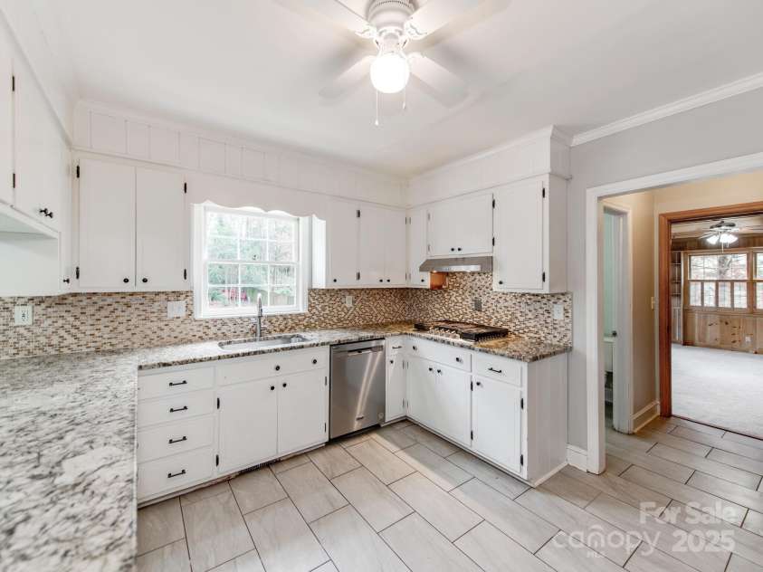 1311 Burtonwood Circle, Charlotte, NC 28212.  MLS# CAR4333889, YatesRealty ID 3479. 