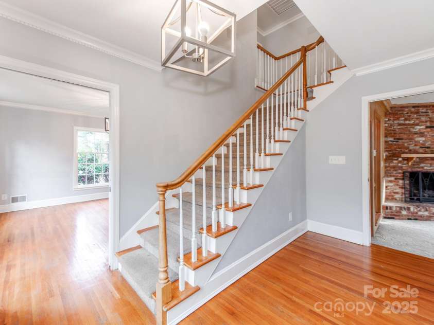 1311 Burtonwood Circle, Charlotte, NC 28212.  MLS# CAR4333889, YatesRealty ID 3479. 