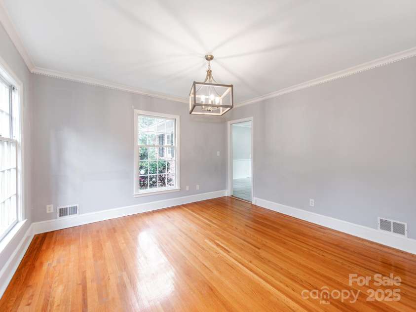 1311 Burtonwood Circle, Charlotte, NC 28212.  MLS# CAR4333889, YatesRealty ID 3479. 