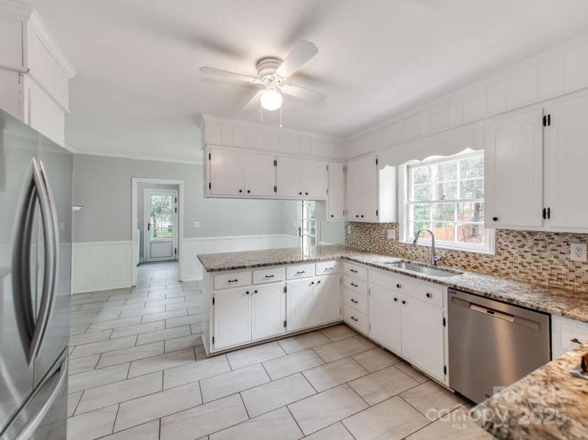 1311 Burtonwood Circle, Charlotte, NC 28212.  MLS# CAR4333889, YatesRealty ID 3479. 