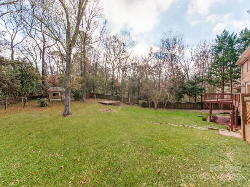 1311 Burtonwood Circle, Charlotte, NC 28212.  MLS# CAR4333889, YatesRealty ID 3479. 