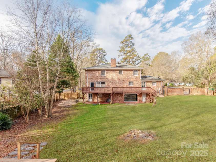 1311 Burtonwood Circle, Charlotte, NC 28212.  MLS# CAR4333889, YatesRealty ID 3479. 