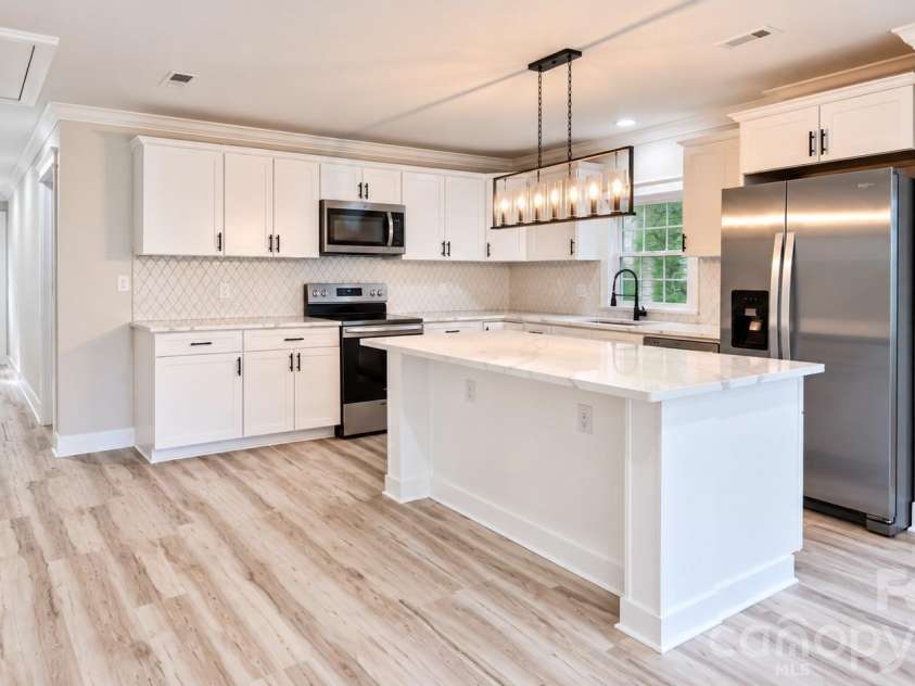 142 Morrow Avenue, Albemarle, NC 28001.  MLS# CAR4422142, YatesRealty ID 3479. 