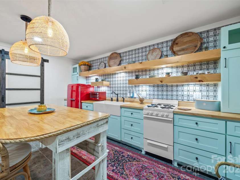 1611 Fieldbrook Road, Rock Hill, SC 29732.  MLS# CAR4143683, YatesRealty ID 3479. 