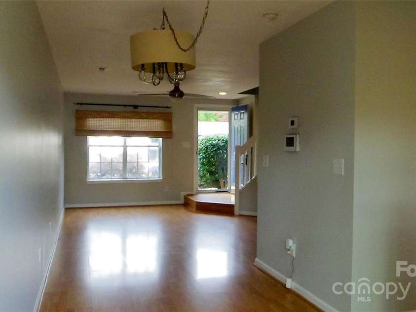 3105 Brockhampton Court, Charlotte, NC 28269.  MLS# CAR4290296, YatesRealty ID 34790. 