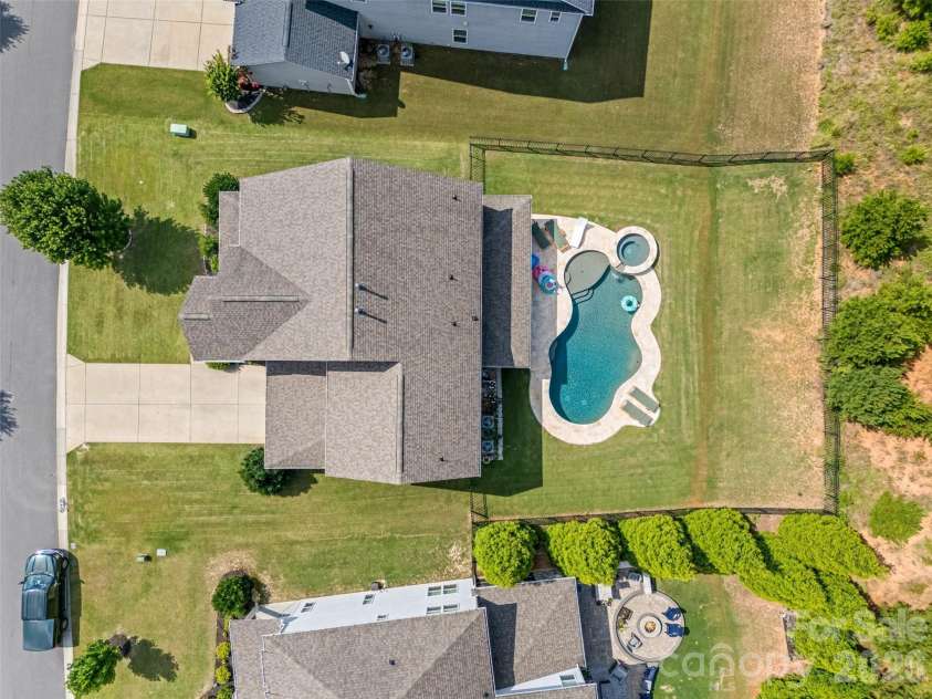 2180 Hanging Rock Road, Fort Mill, SC 29715.  MLS# CAR4391199, YatesRealty ID 34792. 