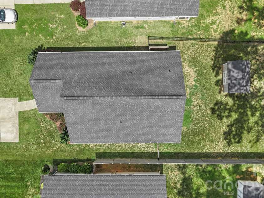 1613 Newcastle Street, Charlotte, NC 28216.  MLS# CAR4393517, YatesRealty ID 34793. 