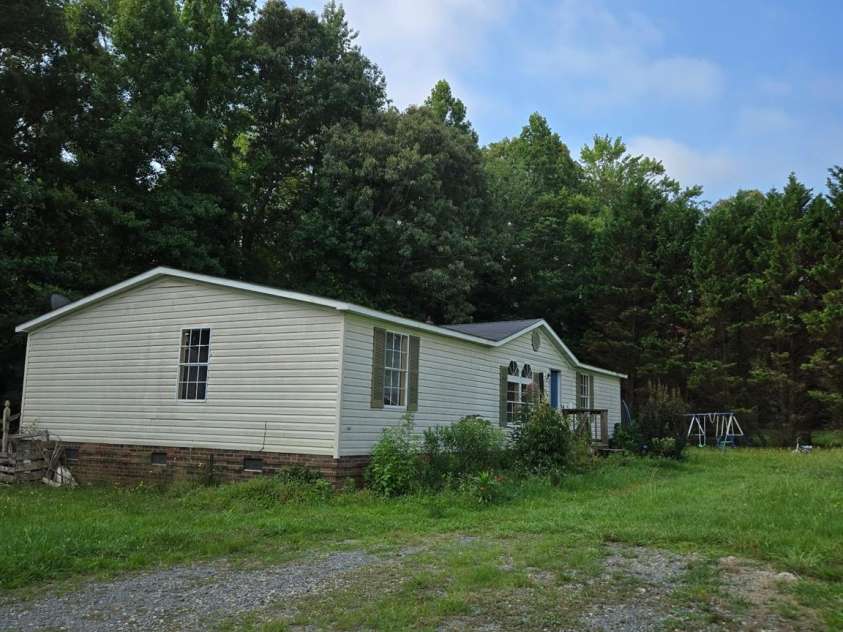 245 Waycross Drive, Rockwell, NC 28138.  MLS# CAR4277734, YatesRealty ID 34793. 