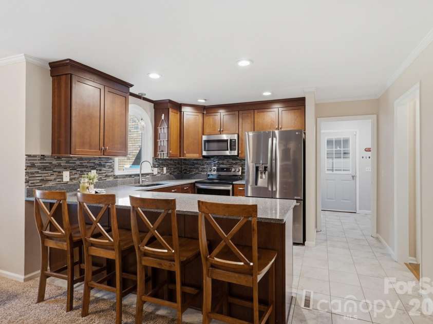1307 Bennington Drive, Concord, NC 28027.  MLS# CAR4394674, YatesRealty ID 34794. 