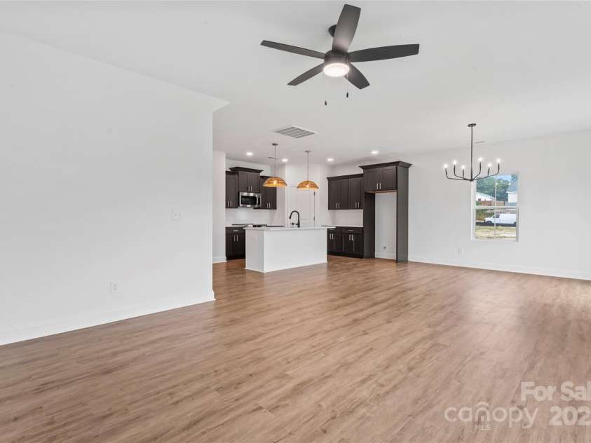 3015 Swallowtail Lane, Kannapolis, NC 28083.  MLS# CAR4291504, YatesRealty ID 34794. 