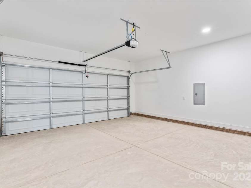 470 Contentment Court, Kannapolis, NC 28083.  MLS# CAR4284722, YatesRealty ID 34795. 