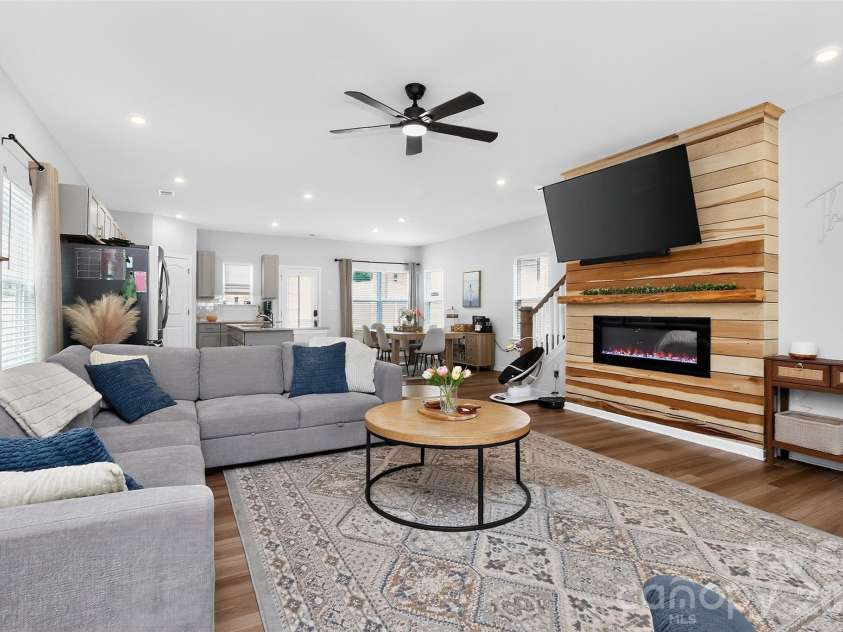 9134 Ramsford Court, Charlotte, NC 28227.  MLS# CAR4394470, YatesRealty ID 34795. 