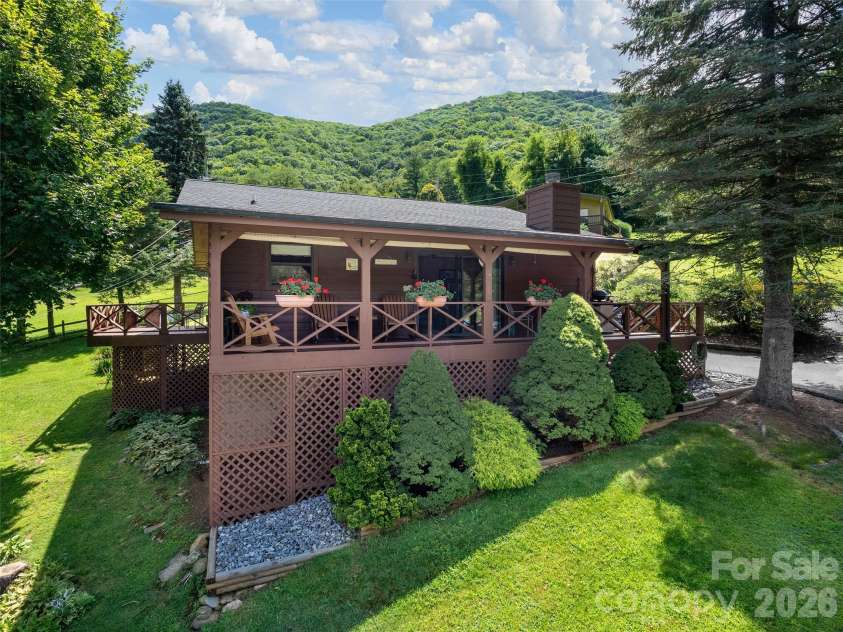 85 Hillcrest Road, Maggie Valley, NC 28751.  MLS# CAR4398750, YatesRealty ID 34797. 