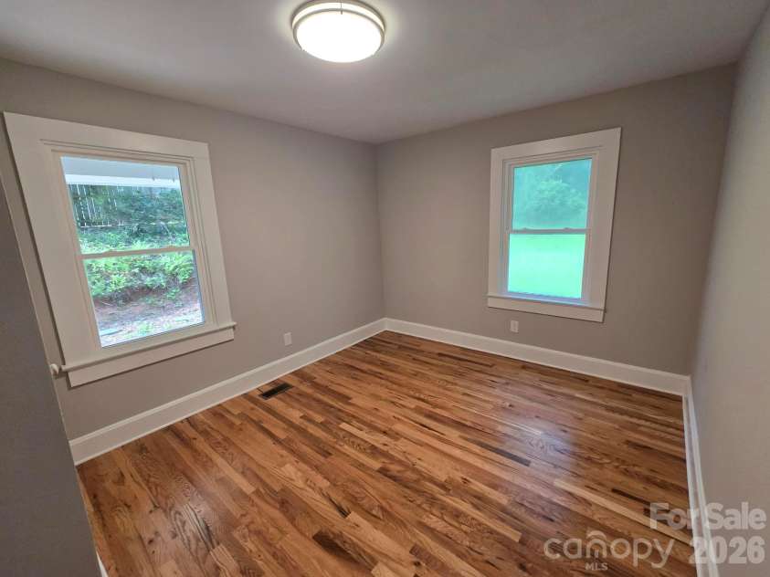 61 Wright Lane, Brevard, NC 28712.  MLS# CAR4400162, YatesRealty ID 34799. 
