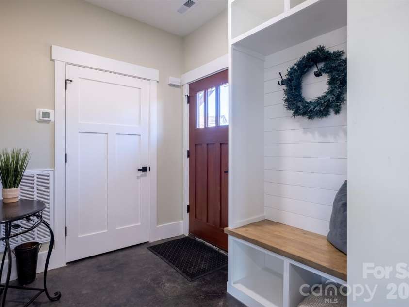 150 Driftwood Drive, Mooresville, NC 28117.  MLS# CAR4347093, YatesRealty ID 3480. 