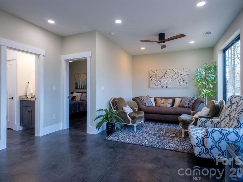 150 Driftwood Drive, Mooresville, NC 28117.  MLS# CAR4347093, YatesRealty ID 3480. 